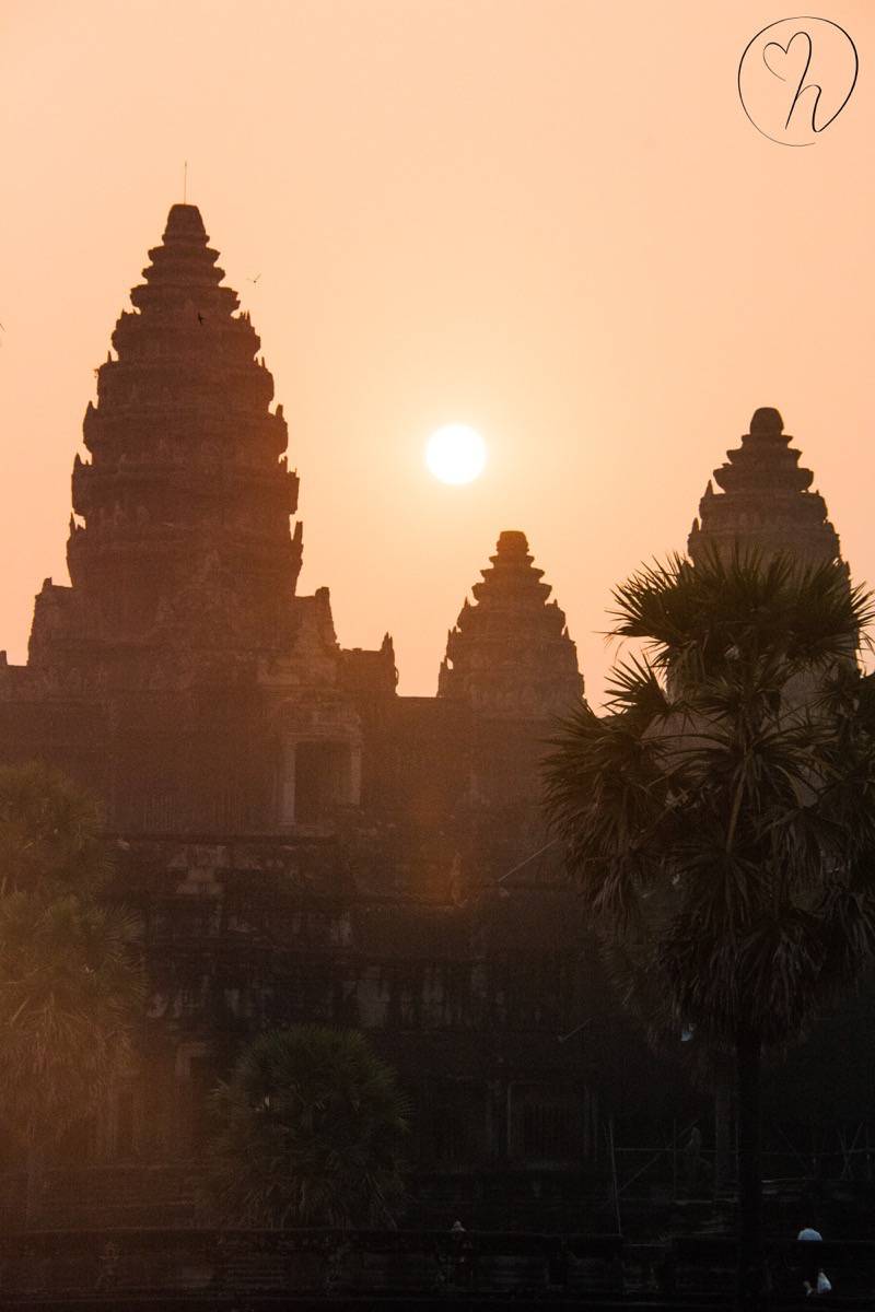Angkor Wat Sunrise Long